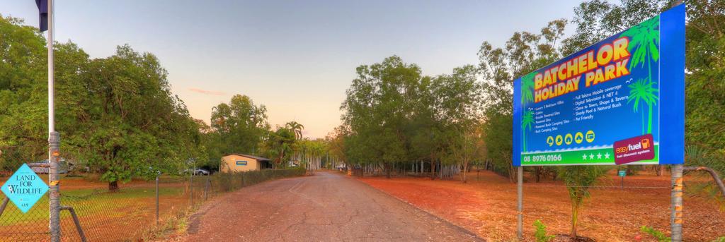 Batchelor Holiday Park Luaran gambar